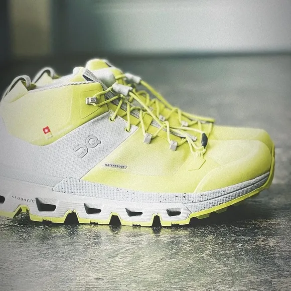 ON Running Cloud Cloudtrax Hiking Shoes Boots