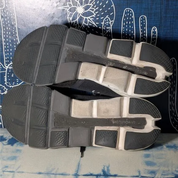 On Running Cloudflyer 4 Sneakers Shoes Black White Men's Size 11
