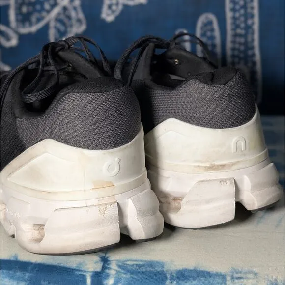 On Running Cloudflyer 4 Sneakers Shoes Black White Men's Size 11