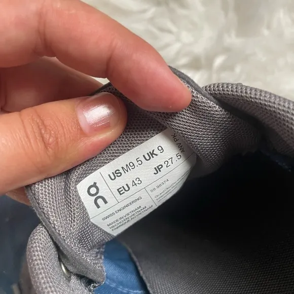 On Running Men's Blue Running Shoes