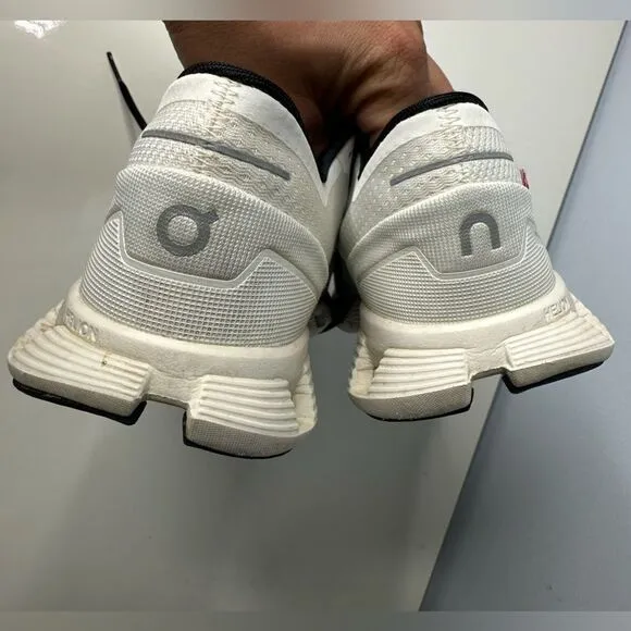 ON Women's Running Black and White Cloud X Shoes size 9.5