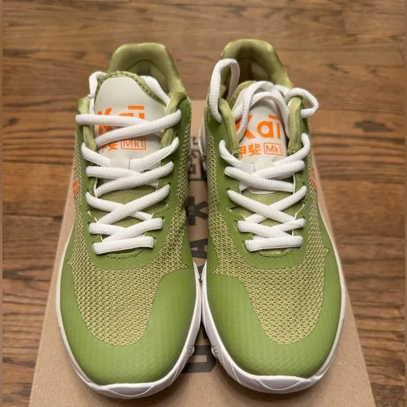 Osaka KAI Mk1 Field Hockey Cleats, M 3.5/W 5–NWT