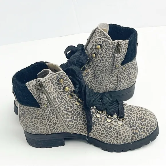 OTBT Lakewood Leather Animal Print Side Zipper Lace Up Faux Fur Lined Boots 8