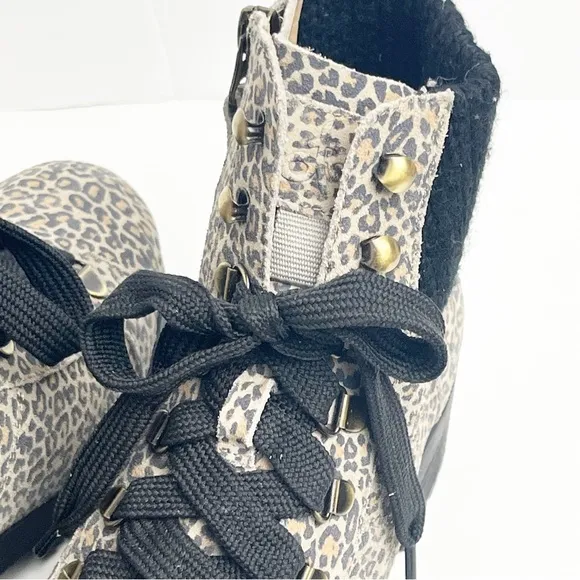 OTBT Lakewood Leather Animal Print Side Zipper Lace Up Faux Fur Lined Boots 8