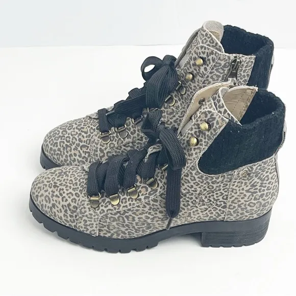 OTBT Lakewood Leather Animal Print Side Zipper Lace Up Faux Fur Lined Boots 8
