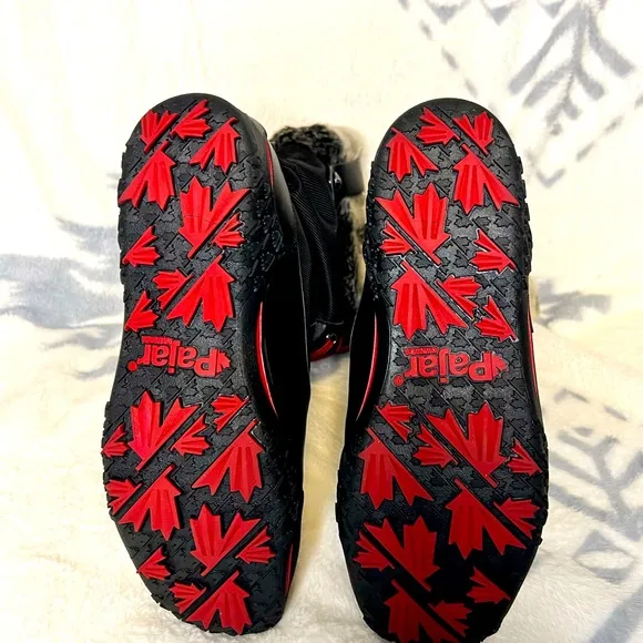 Pajar Winter Boots with Red Laces