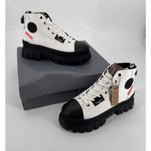 Palladium Womens Ankle Boots Revolt HI TX Black &amp; White Canvas Boots Size 9