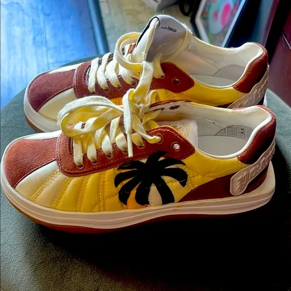 Palm Angels Yellow and Brown Retro Low-Top Sneakers with Palm Tree Design
