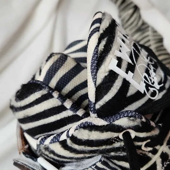 Patrick Ewing Athletics 33 Hi Zebra Basketball Athletic sneakers (m size 7)