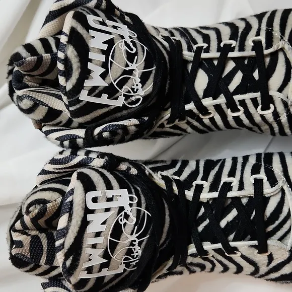 Patrick Ewing Athletics 33 Hi Zebra Basketball Athletic sneakers (m size 7)