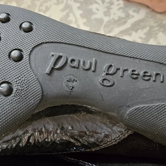 Paul Green sport walking shoes. New. SIZE 7
