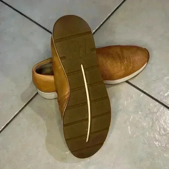 Paul Green super soft leather slip on size 9