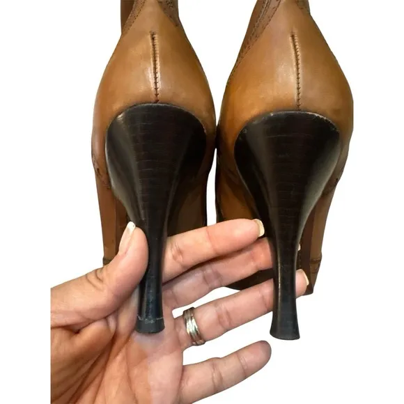 PRADA - Women's Vintage Runway Brown Wingtip Leather Boots 37