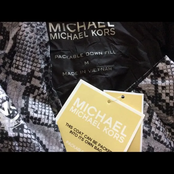 Puffer jacket packable lightweight Michael Kors jacket snake skin grey black new