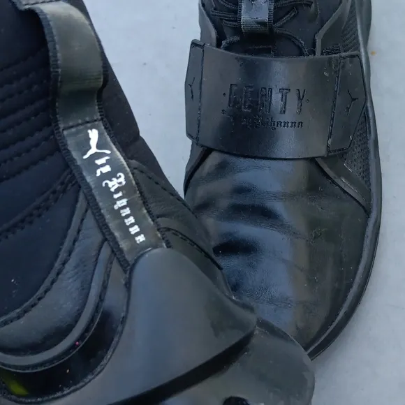 PUMA /FENTI X WOMEN'S TRAINER HI 'BLACK' RUNNING SHOES (VIDEO)