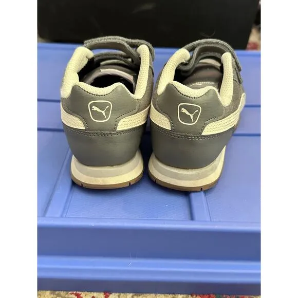PUMA Unisex-Child Gray White Vista Hook &amp; Loop Sneaker Shoes Size US 2C