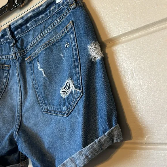 Rag Bone The Boyfriend Distressed Low Rise Denim Shorts Size 26
