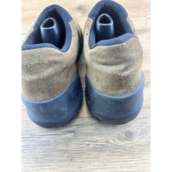 Rare Vintage Men's OAKLEY FLESH Tan Slip-On Shoe Walking Hiking Shoes Si…