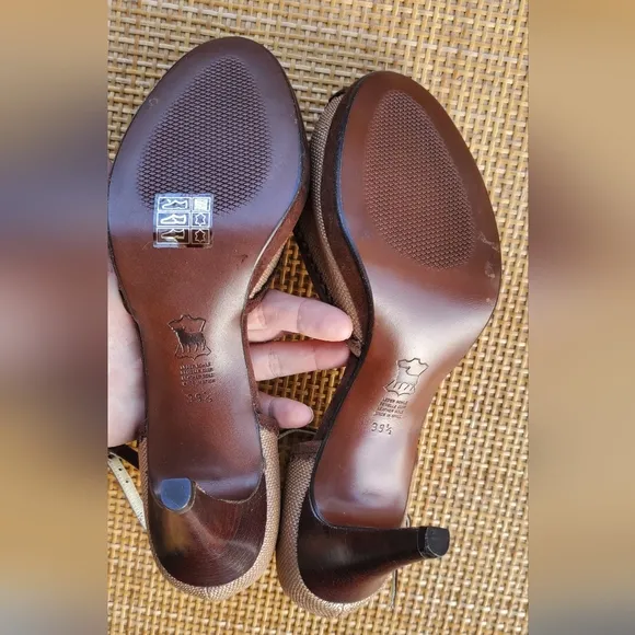 Rebeca Sanver Brown Tan Peep-Toe Heels Sz 39.5