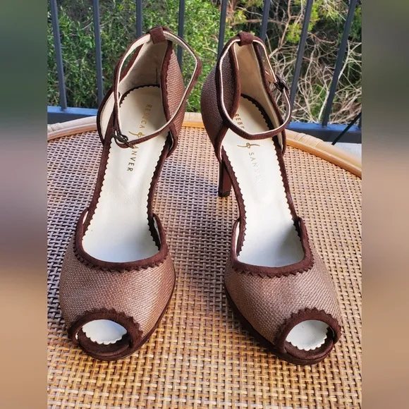 Rebeca Sanver Brown Tan Peep-Toe Heels Sz 39.5