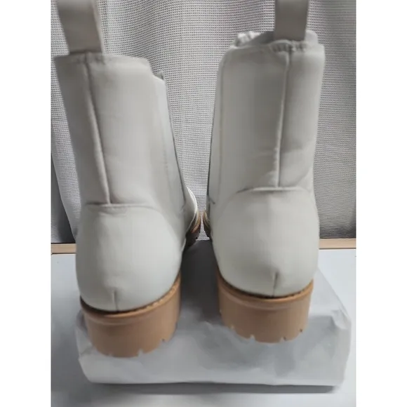 Rebecca Allen Women's The All Weather Boot Fashion, Cream, 9.5