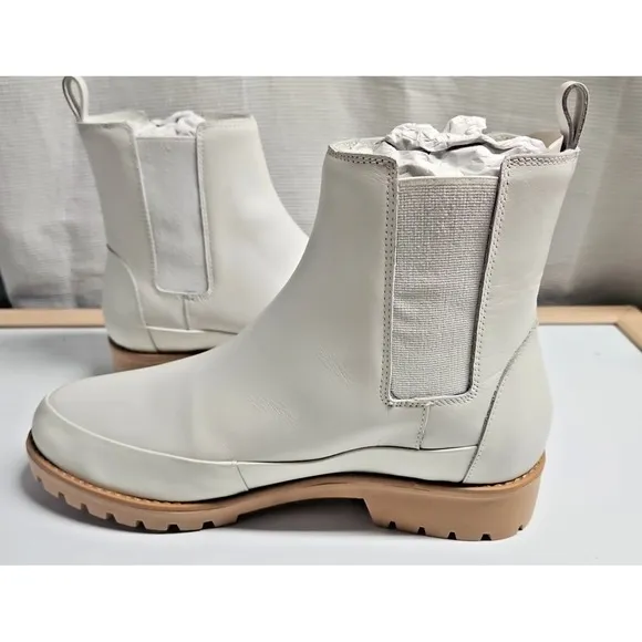 Rebecca Allen Women's The All Weather Boot Fashion, Cream, 9.5