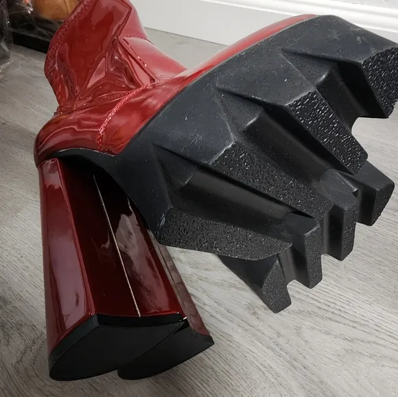 Red Platform Ankle Doll | Boots Size 7