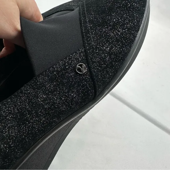 Revere Naples Black Midnight comfort slip on walking shoes size 12 Wide