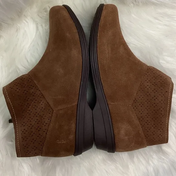 Revitalign Del Mar Boot - Brown - 9B - New w/o Box