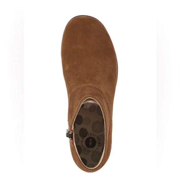 Revitalign Del Mar Boot - Brown - 9B - New w/o Box