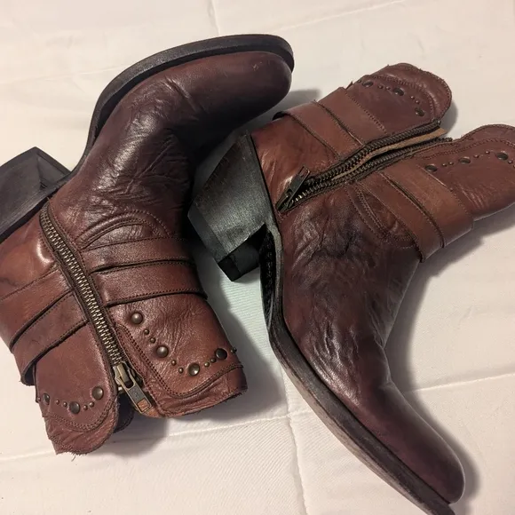 Rio Grande Leather Women's Boots