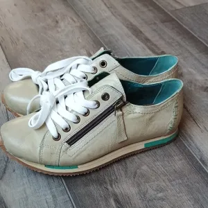 Roan By Bed Stu Women's Cream Tan Leather Sneakers