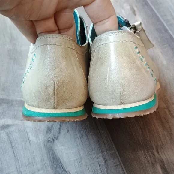 Roan By Bed Stu Women's Cream Tan Leather Sneakers