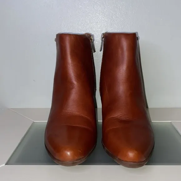 Rockport Women’s Camdyn Leather Waterproof Pointed Toe Side Zip Booties-Sz 6