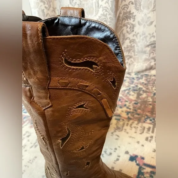 Roper Fashion Cowboy Boot Brown Faux Leather with Black Underlay size 8.5