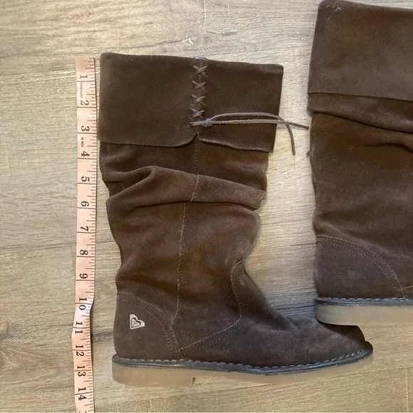 Roxy Suede Boots NWOT 6.5