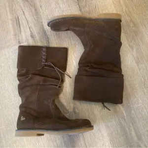 Roxy Suede Boots NWOT 6.5
