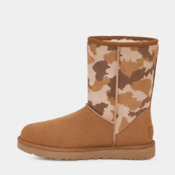 ✨️SALE✨️ Brand New! UGG Kids Jagged Camo Boots