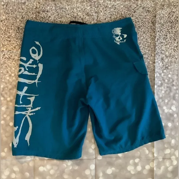 Salt Life Men's Stealth Bomberz Board Shorts