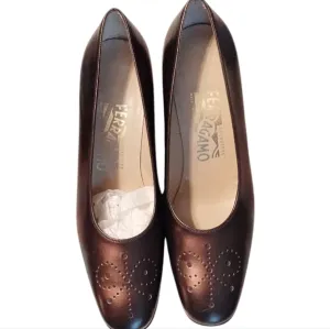 Salvatore Ferragamo &quot; Fidre&quot; Women's Bronze Leather Shoes