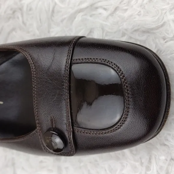Salvatore Ferragamo Dark Brown Leather Square Toe Mid Blocked Heel Pump Shoe