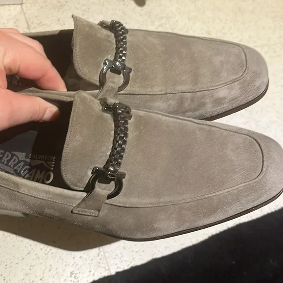 SALVATORE FERRAGAMO Men's Cross Gray Suede Leather Loafers Slip On Shoes-size 9