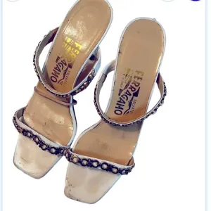 Salvatore Ferragamo Open Toe Slip on Jeweled High Ankle Sz 8 2A Women Sandals