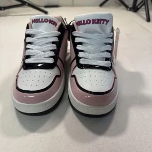 Sanrio‎ Hello Kitty Sneakers (Womens US Size 7) NWT, Christmas,Birthday Shoes