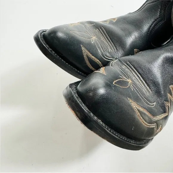 Santa Fe beautiful black with brown/ tan stitching EUC