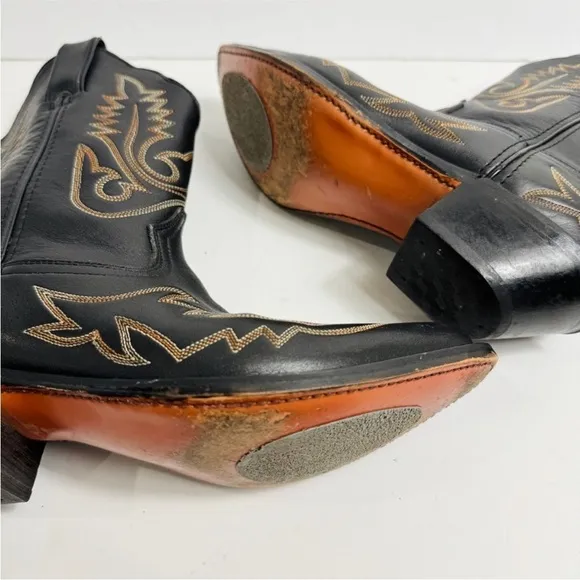 Santa Fe beautiful black with brown/ tan stitching EUC