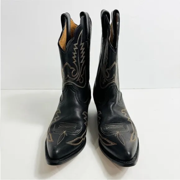 Santa Fe beautiful black with brown/ tan stitching EUC