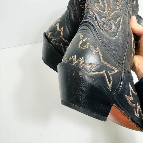 Santa Fe beautiful black with brown/ tan stitching EUC
