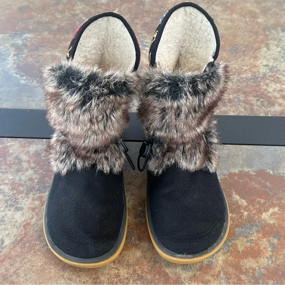 Sanuk Tripper Flurry Faux Fur Multi Color Aztec Mid Calf Boots Sz 8