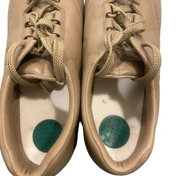 SAS Free Time Tan (Mocha) Walking Shoes, Size 9